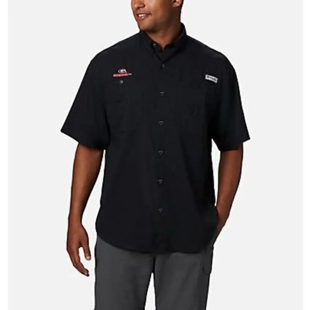 Columbia PFG Size M Short Sleeve Button Down Black Georgia Bulldogs Patch Logo